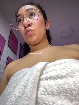 Dany_Moon_'s cam snapshot