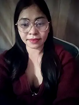 Caniroom_bia's cam snapshot