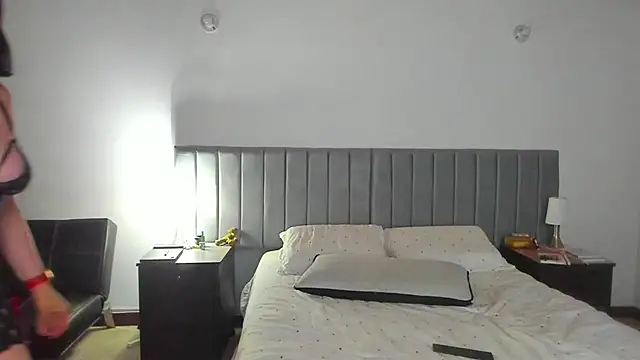 adriana71 live sex cam