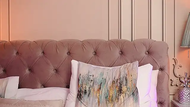 MayaVixxen's cam snapshot