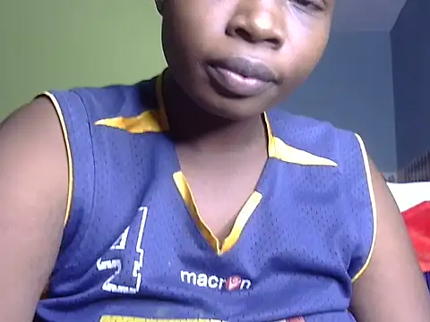 Horny-pretty's cam snapshot