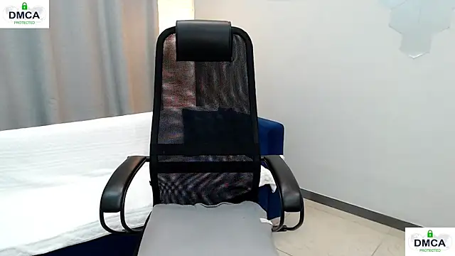 Pion_01 live sex cam