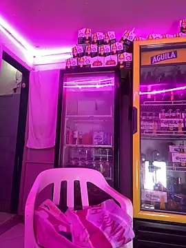 Hot_beauty__'s cam snapshot