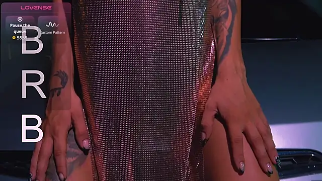 NikkiKros's cam snapshot