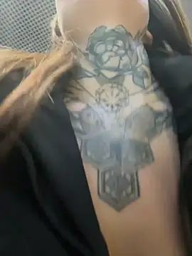 KishaMur's cam snapshot