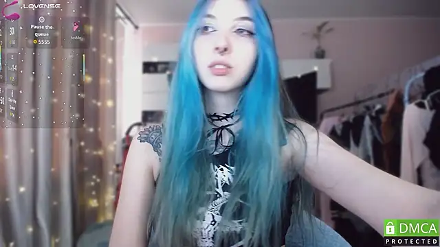 JustMeowGirl's cam snapshot