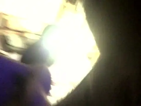 Pilote19 live sex cam