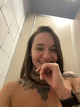 KishaMur's cam snapshot