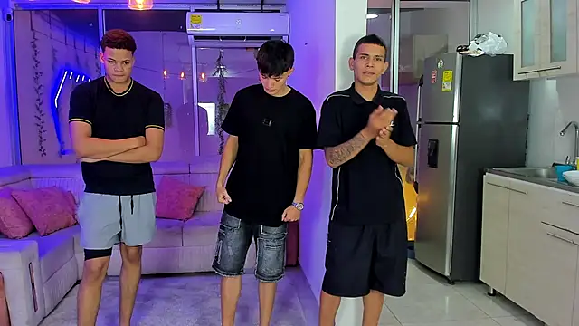 Houseofwarrios's cam snapshot