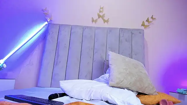 Emma_Hearts's cam snapshot