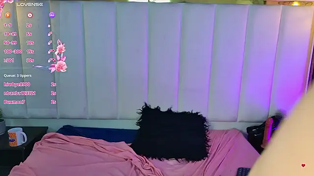 SharlotJones's cam snapshot