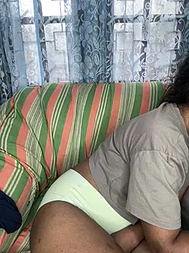 SukiyamaAsia's cam snapshot