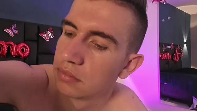 MikaelSlow's cam snapshot