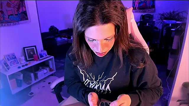 Loona_s live sex cam