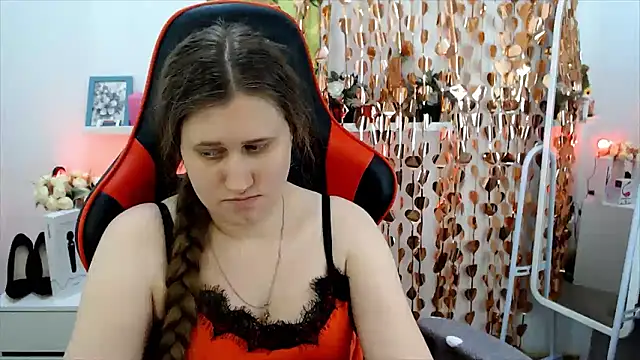 Lucky_Lana's cam snapshot