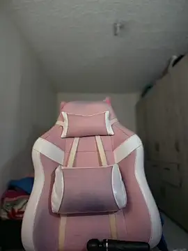 cami_ortiz__'s cam snapshot