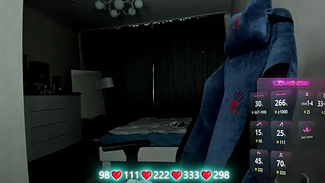 Olivia_Munk's cam snapshot