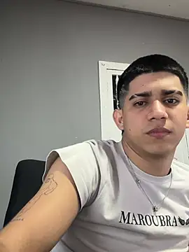 Thiago_Olsen's cam snapshot