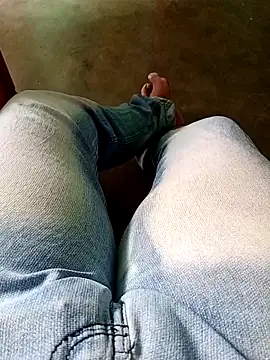 Horny-boyyy's cam snapshot