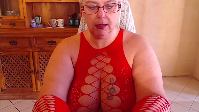 MISS_LINDAH live sex cam