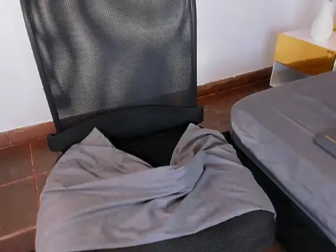 Scaarlett_22_ live sex cam