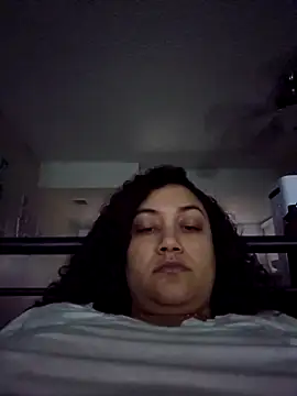 honeeyyy_pot live sex cam