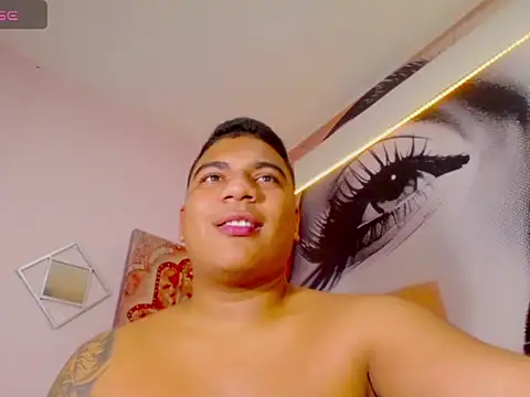 BradKamil's cam snapshot