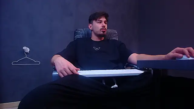 EnzoRace's cam snapshot