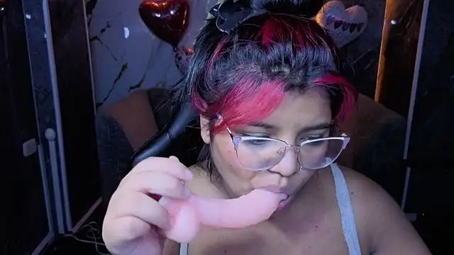 Alice_b_'s cam snapshot