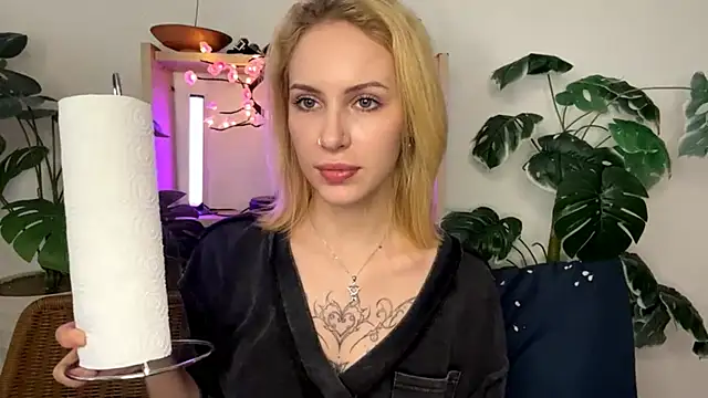 FruitedRiding's cam snapshot