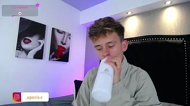 LiamWildx20 live sex cam