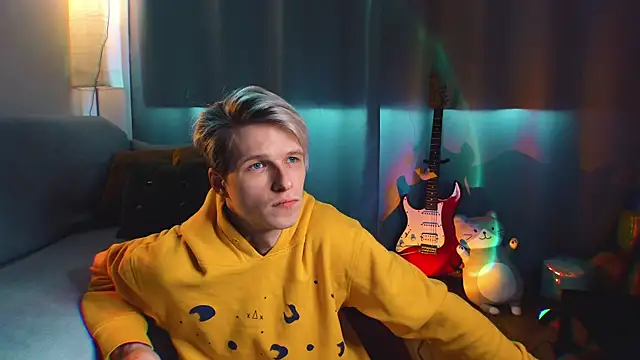 Breston_Sweet live sex cam