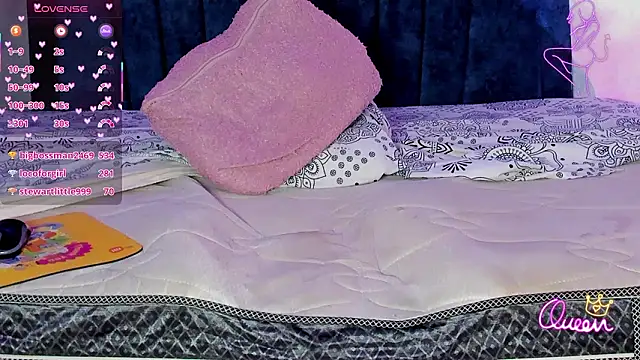 emmie_bunny live sex cam