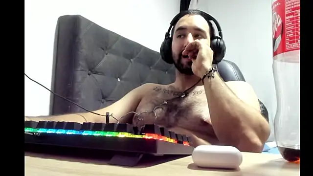 coolfriki live sex cam