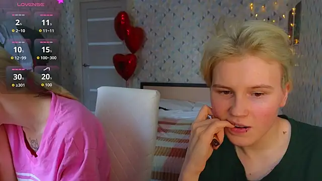 Girls_Fingers live sex cam