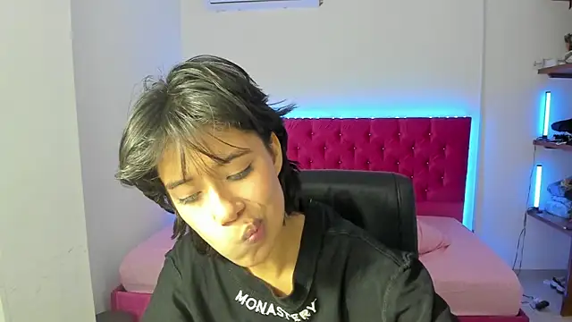 casca_kiss's cam snapshot