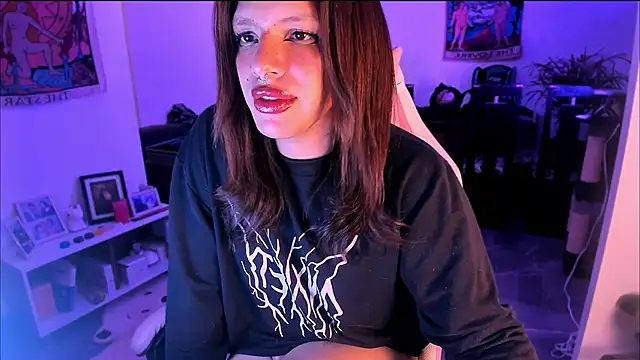 Loona_s live sex cam