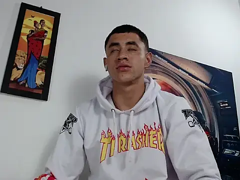 Cris_steban1 live sex cam