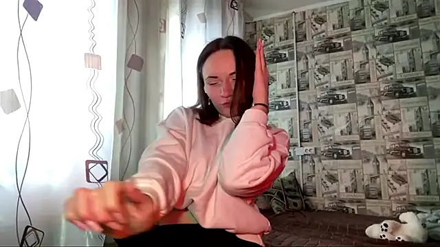 JuliaCurletteye's cam snapshot