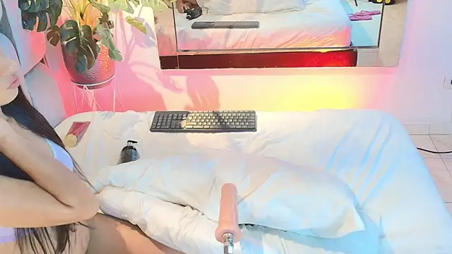 RoseTaylor__'s cam snapshot