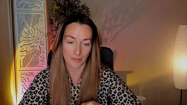 RebeccaMartinez live sex cam