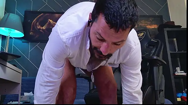 ChrisKox live sex cam