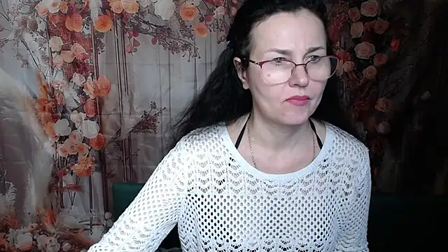 Miroslava_Happi's cam snapshot