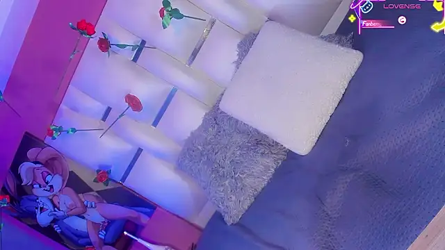 EmmaSweet23 live sex cam