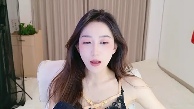 Dancing-Coco12 live sex cam