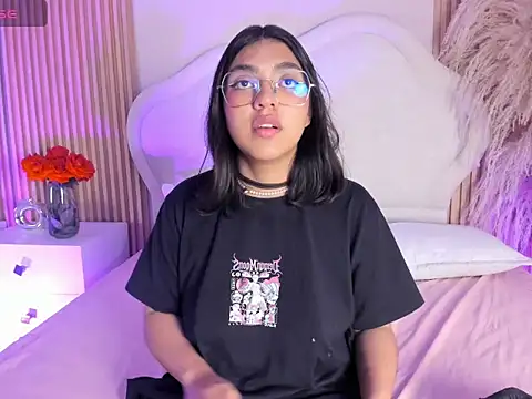 rebeca_taylor's cam snapshot