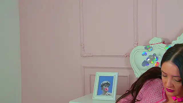 ElinaBellucci's cam snapshot