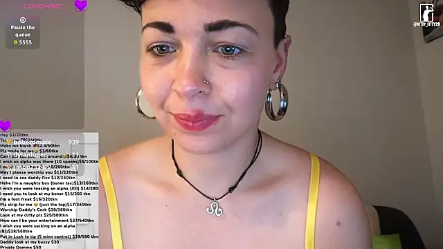 kittyfitty29's cam snapshot