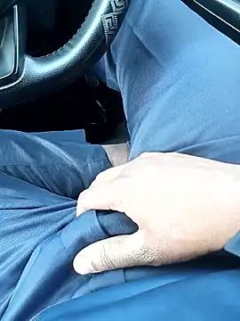 Aprichit13 live sex cam