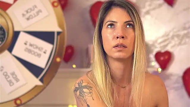 CassieMiles's cam snapshot